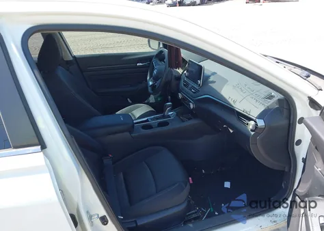 2019 Nissan Altima 2.5 S z USA, uszkodzony, nr VIN 1N4BL4BV3KC252154